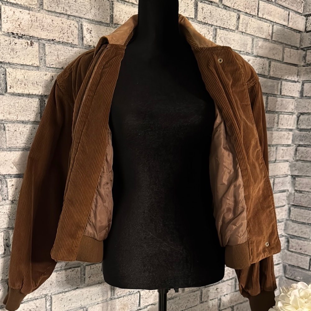 Vintage LizSport Brown Bomber Jacket with Corduroy Texture - Picture 8 of 10